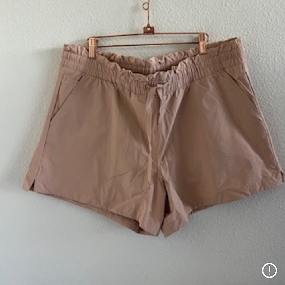 GAP Fit Commuter Short New English Moth Pink Pull On Casual Shorts XL